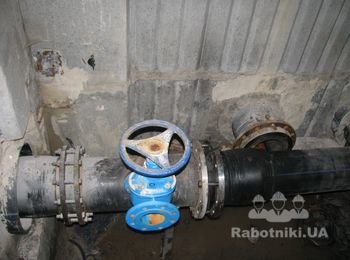 Монтаж запорной арматуры (водопровод).