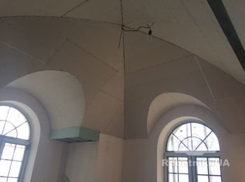 Одна из сильных моих работ! Как вам арочный потолок со сводами в центре?  Как мы его монтировали можно посмотреть на моем YOUTUBE канале "Монтаж по Фрейду"