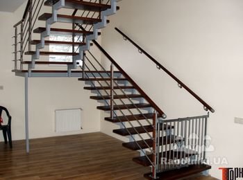 Лестницы металлические входные, межэтажные - прямые, винтовые, полувинт. Изготовим, покрасим, установим. (096) 777_34_72