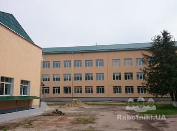 Капитаьный ремонт фасада, с утеплением, смт. Варва, Черниговская область, 2015-2016