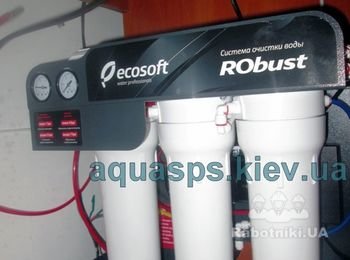 Питьевой фильтр RoBust с помпой на 3-х мембранах
установлен в частном доме на кухне
с. Чабаны